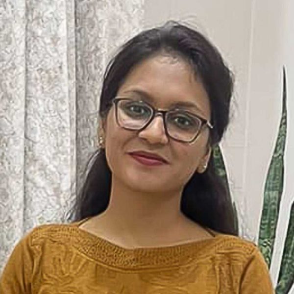 Manali-Gupta-Career-Counselor